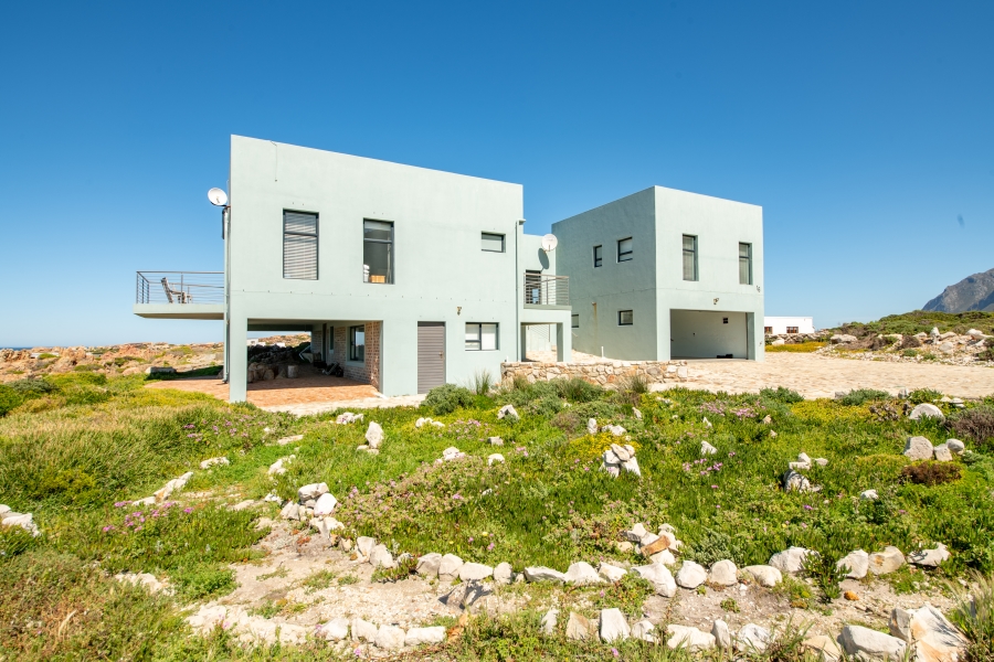 4 Bedroom Property for Sale in Sunny Seas Estate Western Cape